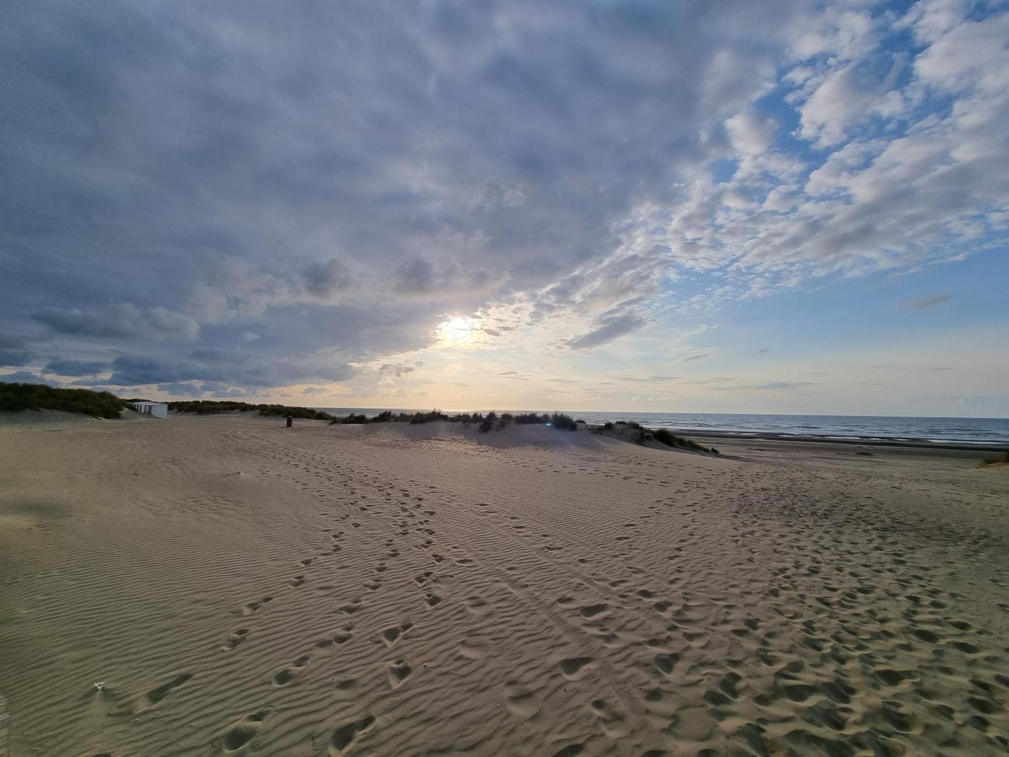 Cote A L'Oostduinkerke Met Gratis Garage Apartment Luaran gambar